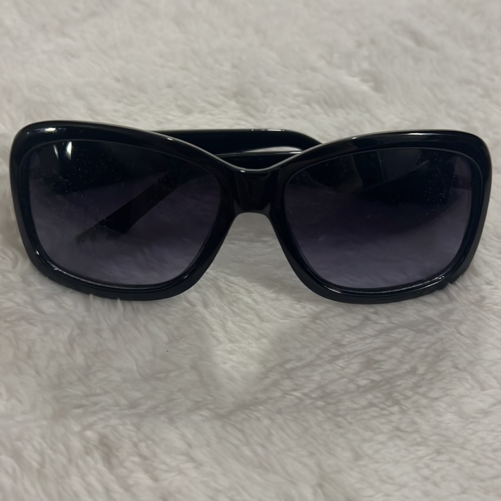 Bcbgmxazria sunglasses